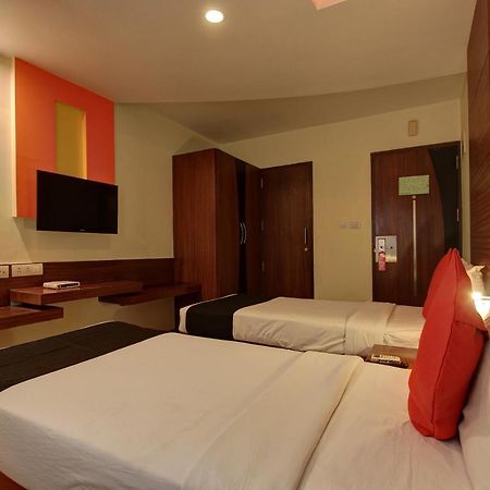 Capital O 80566 Hotel Mayank Bilāspur エクステリア 写真