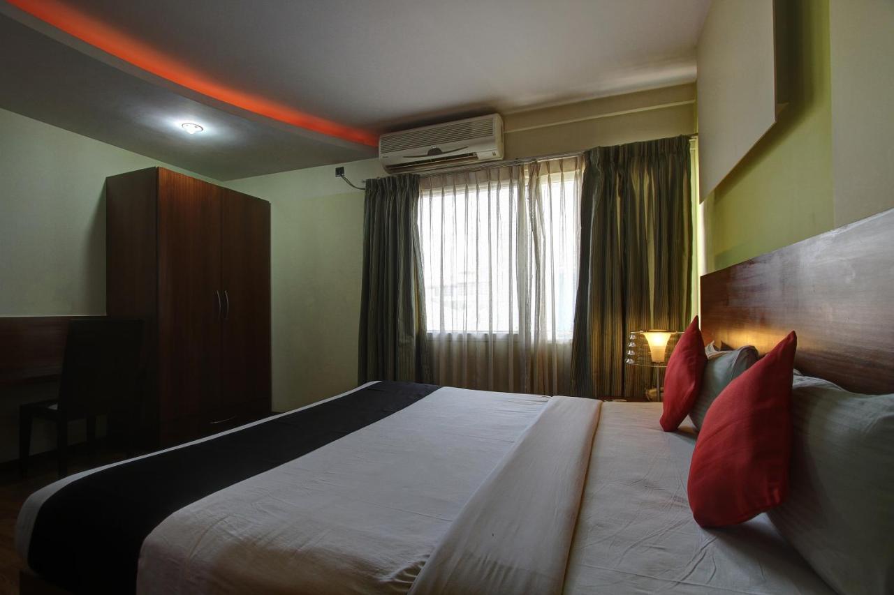 Capital O 80566 Hotel Mayank Bilāspur エクステリア 写真