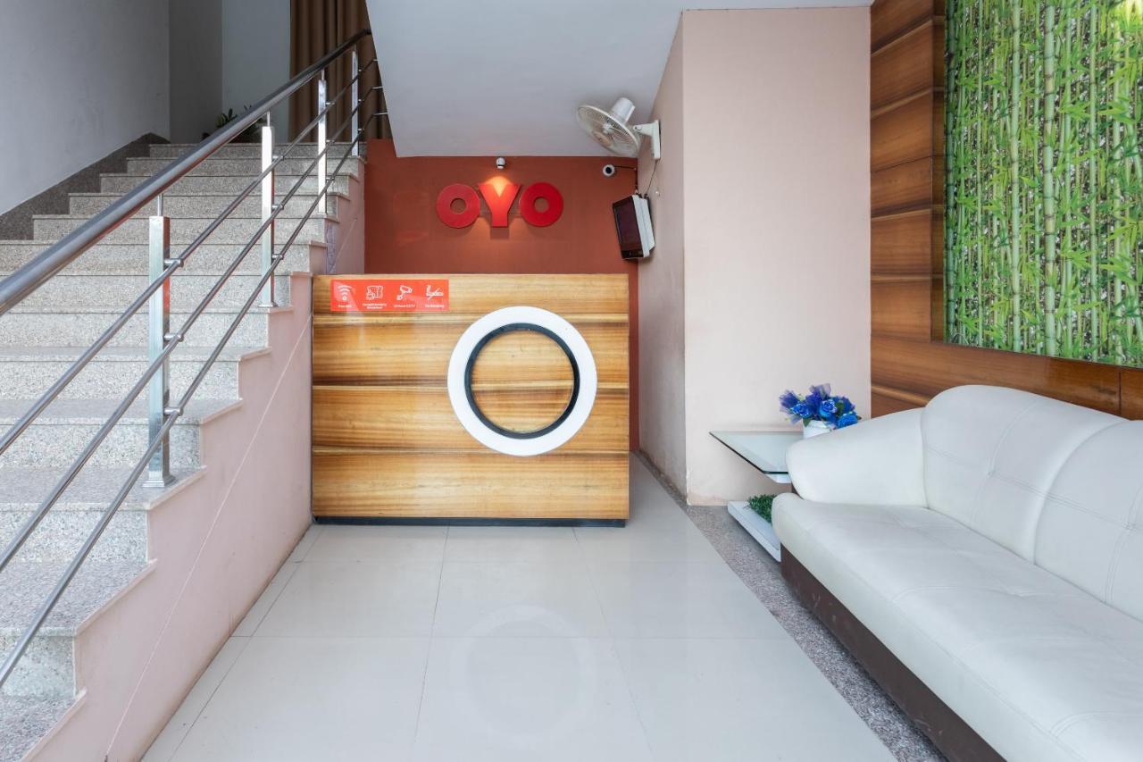 Capital O 80566 Hotel Mayank Bilāspur エクステリア 写真